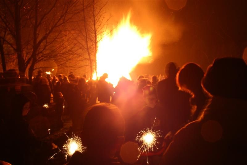 300D 0013 Bonfire